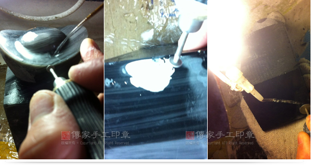 圖片就是用最細的工具,手工去修整,要把整個元寶的細節,四周的平面和底部,以及需要依照料子的特性,去雕刻如意示意圖 圖片就是用最細的工具,手工去修整,要把整個元寶的細節,四周的平面和底部,以及需要依照料子的特性,去雕刻如意。