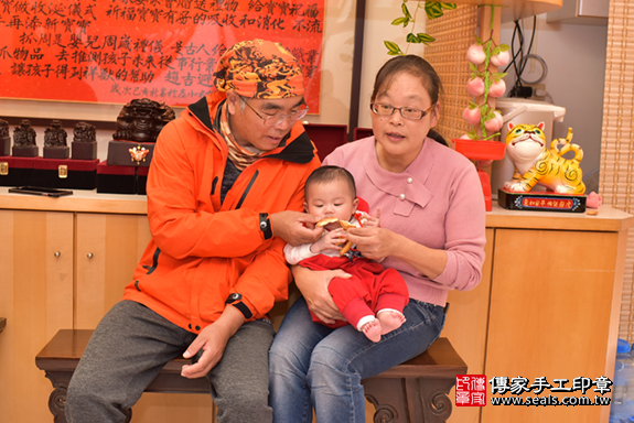 台中市北區張寶寶古禮收涎祝福活動。四個月收涎活動和儀式，一切圓滿。照片1