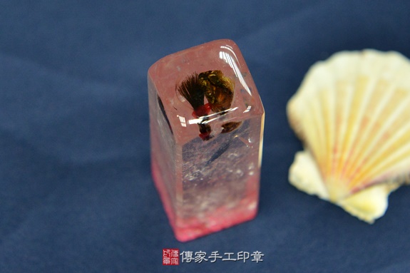 半手工噴砂印章：白水晶臍帶章實際成品、印章作品分享、白水晶印章材質介紹。（臍帶印章、肚臍章、肚臍印章，胎毛印章，一圓一方）傳家手工印章新竹店2020.05.18