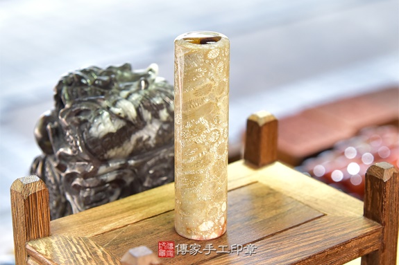 半手工噴砂印章：菊花石臍帶章實際成品、印章作品分享、菊花石印章材質介紹。（臍帶印章、肚臍章、肚臍印章，胎毛印章，一圓一方）傳家手工印章新竹店2020.06.13