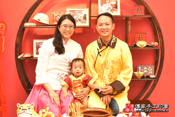 台中市北區曾寶寶古禮抓周祝福活動。照片1
