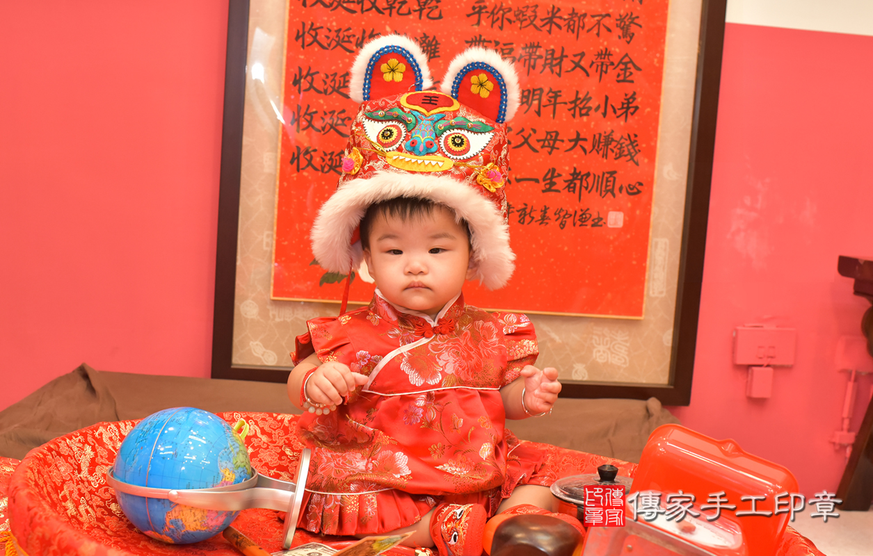 台中市北區謝寶寶古禮抓周祝福活動。照片1