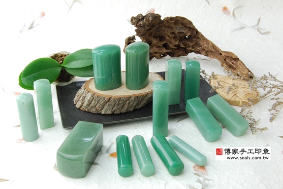 半手工噴砂印章 :東菱玉開運印章實際成品、印章作品分享、東菱玉印章材質介紹。(銀行印鑑,一圓一方),傳家印章台中店。2020.09.04照片05287842820.jpg