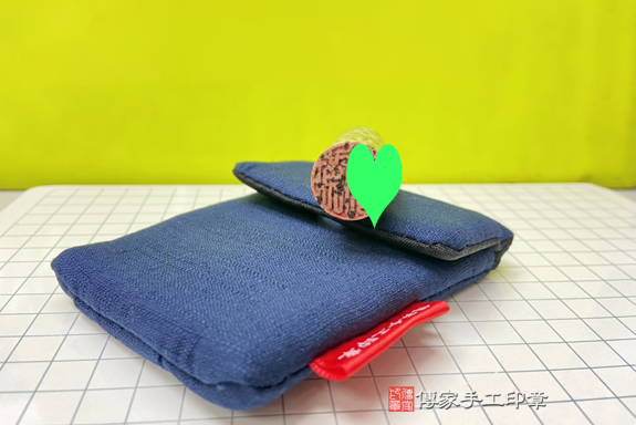 半手工噴砂印章:花豹石開運印章實際成品、印章作品分享、花豹石印章材質介紹。(銀行印鑑,一圓一方),傳家印章台中店。2020.11.25照片046136789337.png
