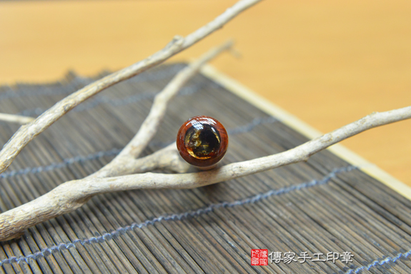 電腦刻印印章:玫瑰紅檀木臍帶印章實際成品、印章作品分享、玫瑰紅檀木印章材質介紹。(臍帶印章、肚臍章、肚臍印章,胎毛印章,一圓一方)傳家手工印章台中店2021.03.01照片94597370453.jpg
