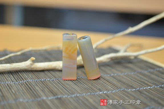 全手工噴砂印章:原色瑪瑙臍帶章實際成品、印章作品分享、原色瑪瑙印章材質介紹。(臍帶印章、肚臍章、肚臍印章,胎毛印章,一圓一方,傳家印章台中店。2021.03.09照片91515898246.jpg