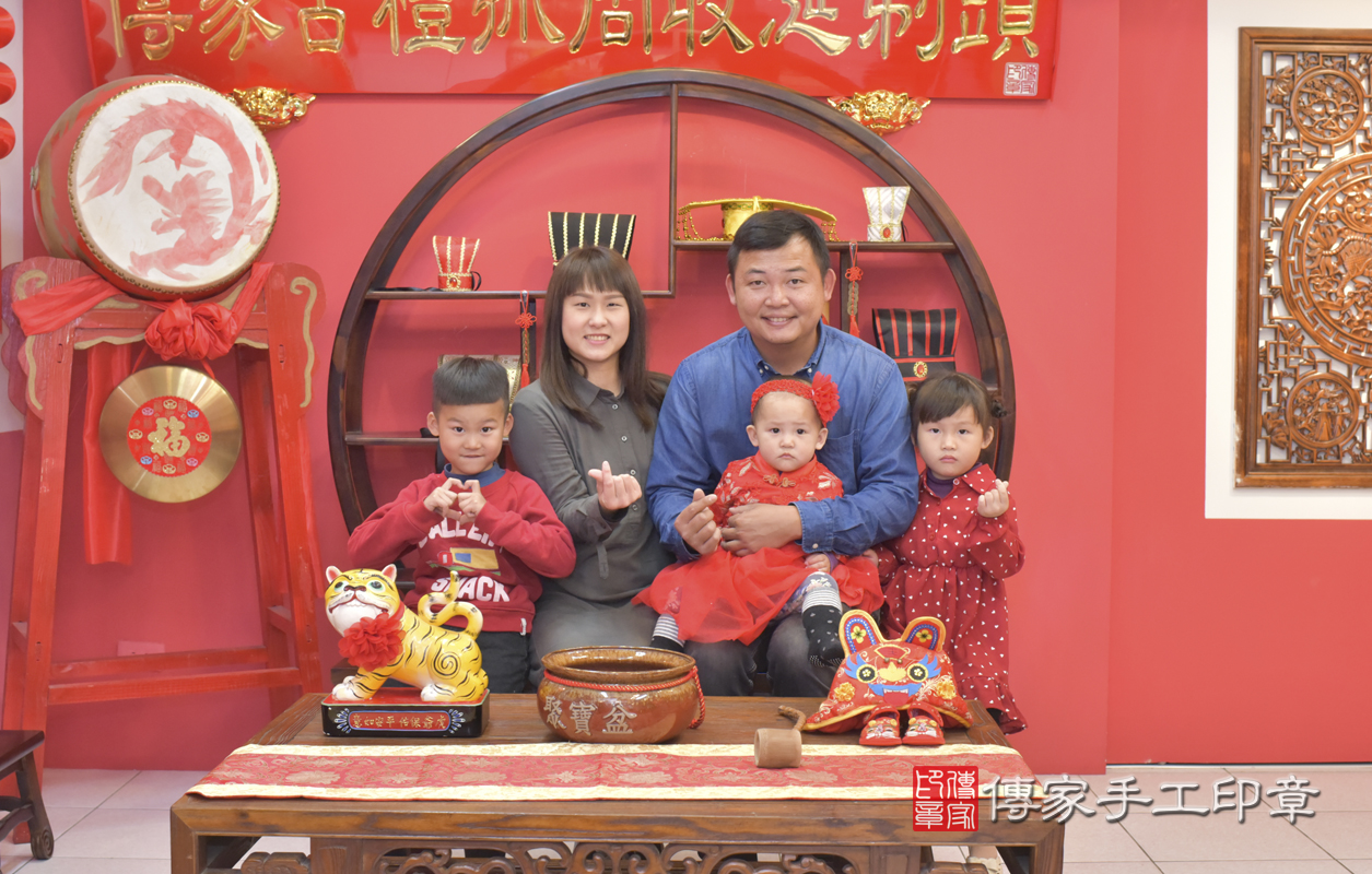 台中市北區巫寶寶抓周推薦:傳家台中店抓周 .....照:21