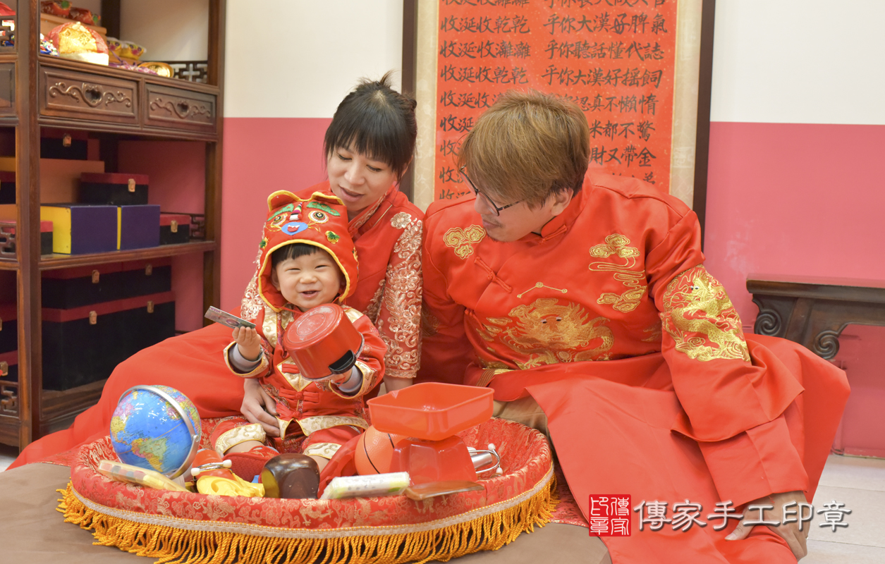 台中市北區蘇寶寶抓周推薦:傳家台中店抓周 .....照:18