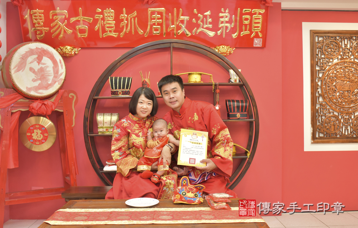 台中市北區賴寶寶收涎推薦:傳家台中店收涎 .....照:7