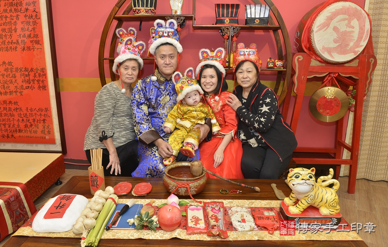 新北市永和區劉寶寶抓周推薦:傳家新北店抓 .....照:18