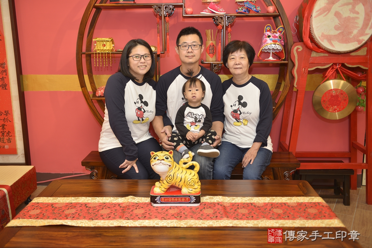 新北市永和區洪寶寶抓周推薦:傳家新北店抓 .....照:10