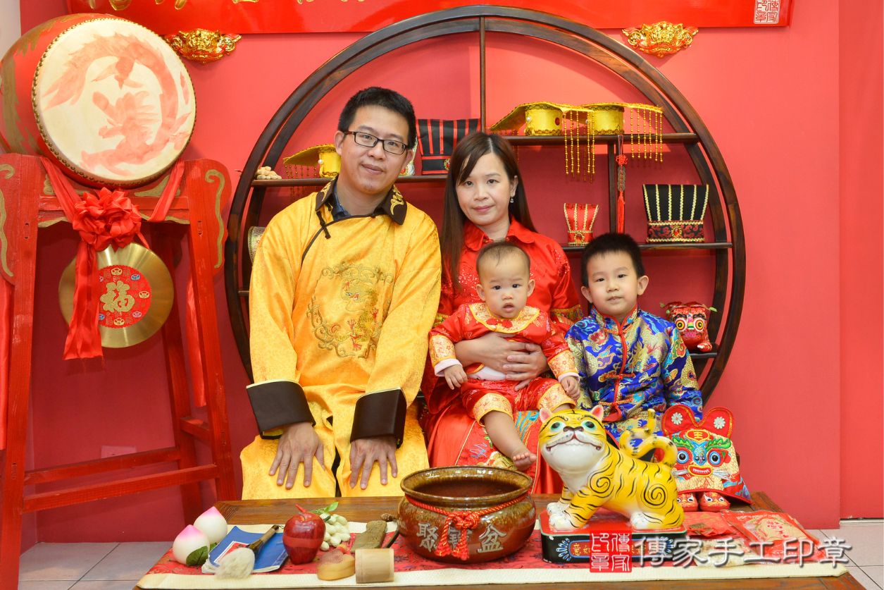 台中市北區黃寶寶抓周推薦:傳家台中店抓周 .....照:33