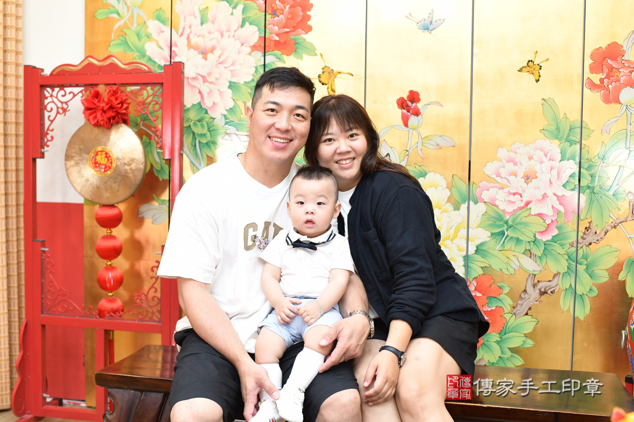 台北市大同區元元寶寶抓周推薦：傳家台北店 .....照：2