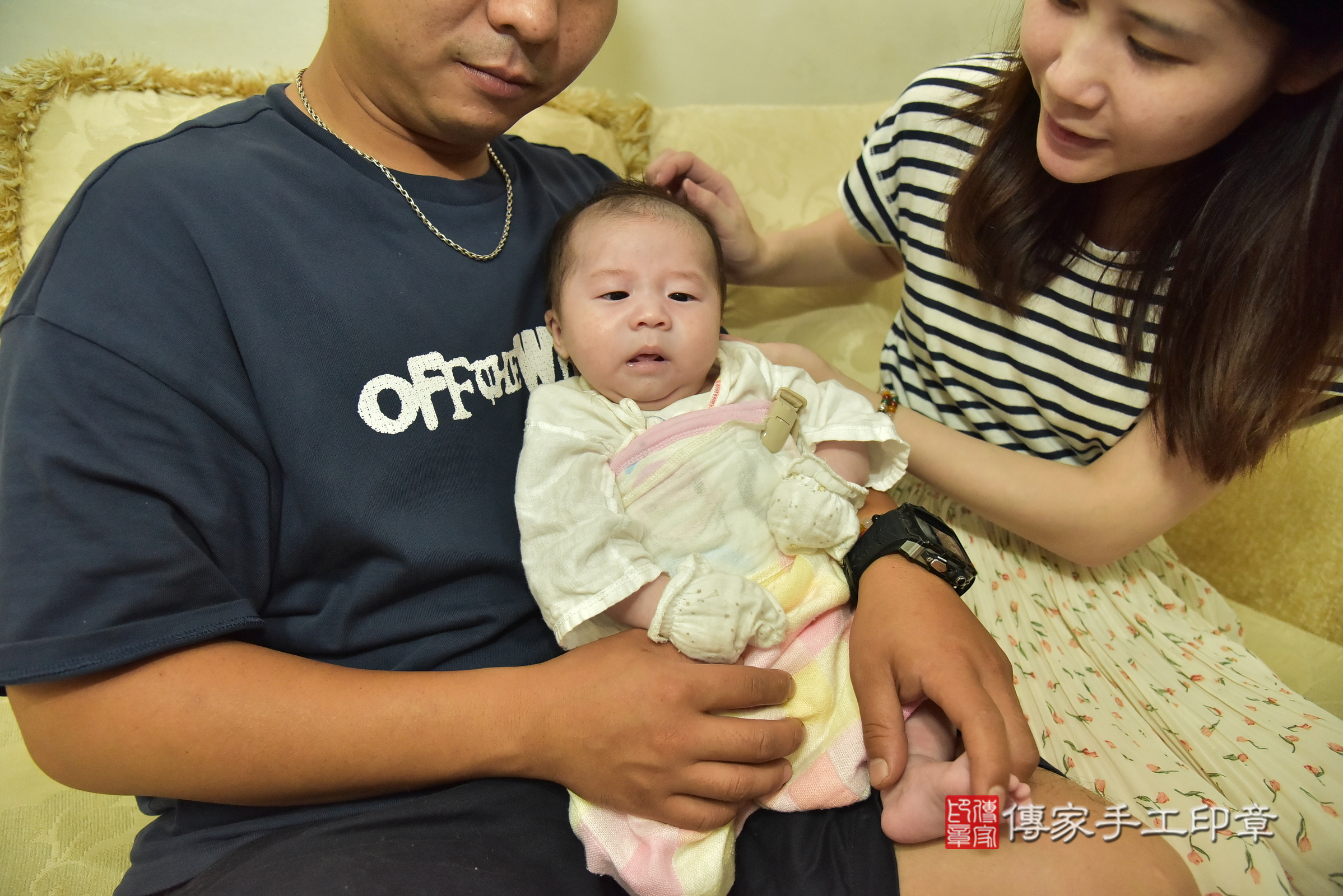 小勝寶寶(新北市樹林區到府嬰兒小勝寶寶滿月剃頭理髮、到府嬰兒剃胎毛 .....照:6
