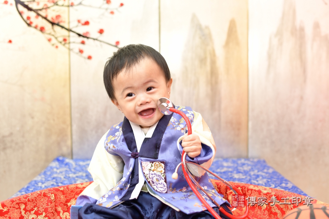 寶寶抓週趣味瞬間：命運道具大揭密！台北市澔澔寶貝抓周推薦：傳家台北 .....照：1