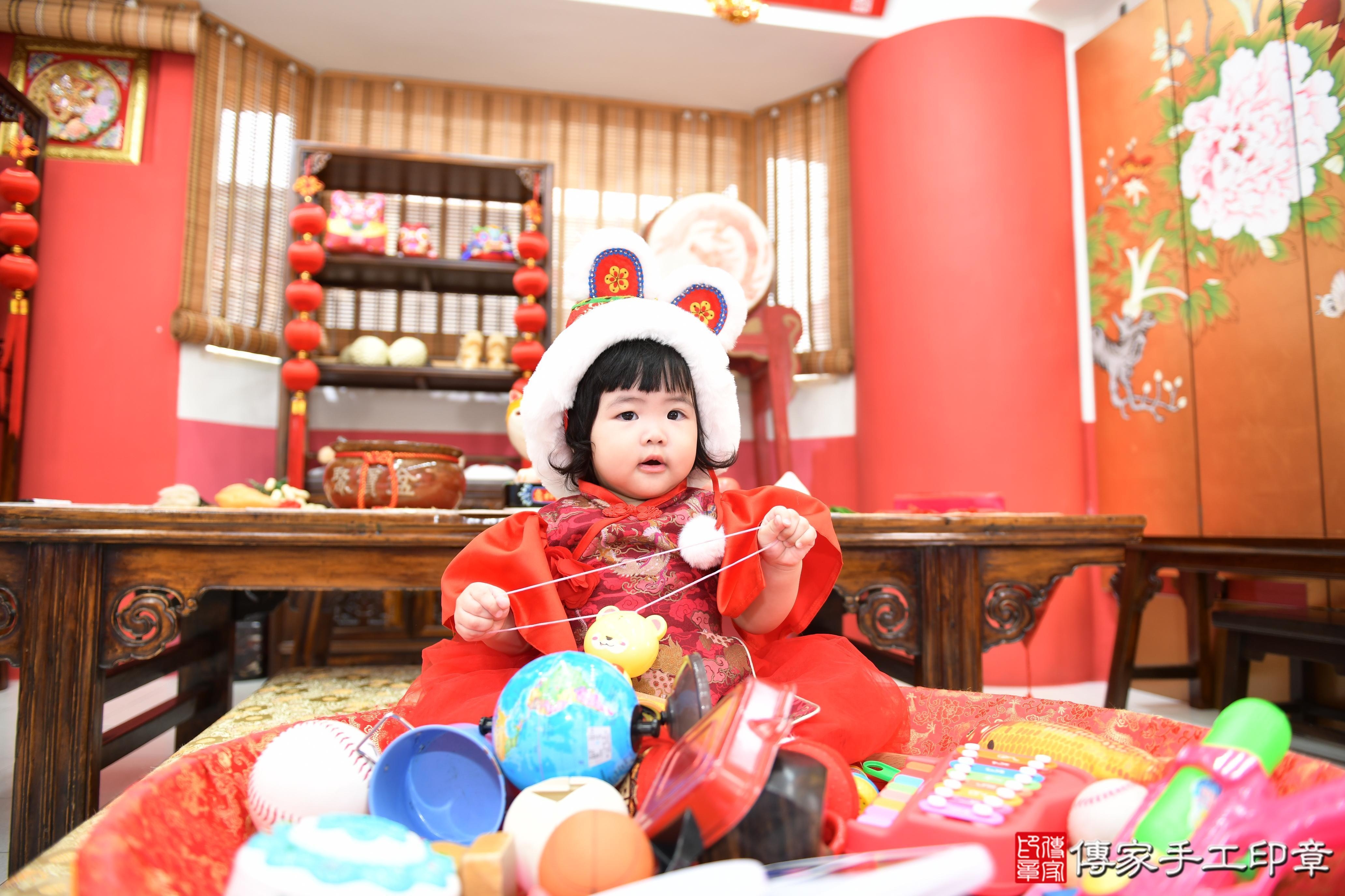 幸福成長的第一步：抓週儀式精采回顧。高雄市鳳山區晴晴寶貝抓周 .....，案例照