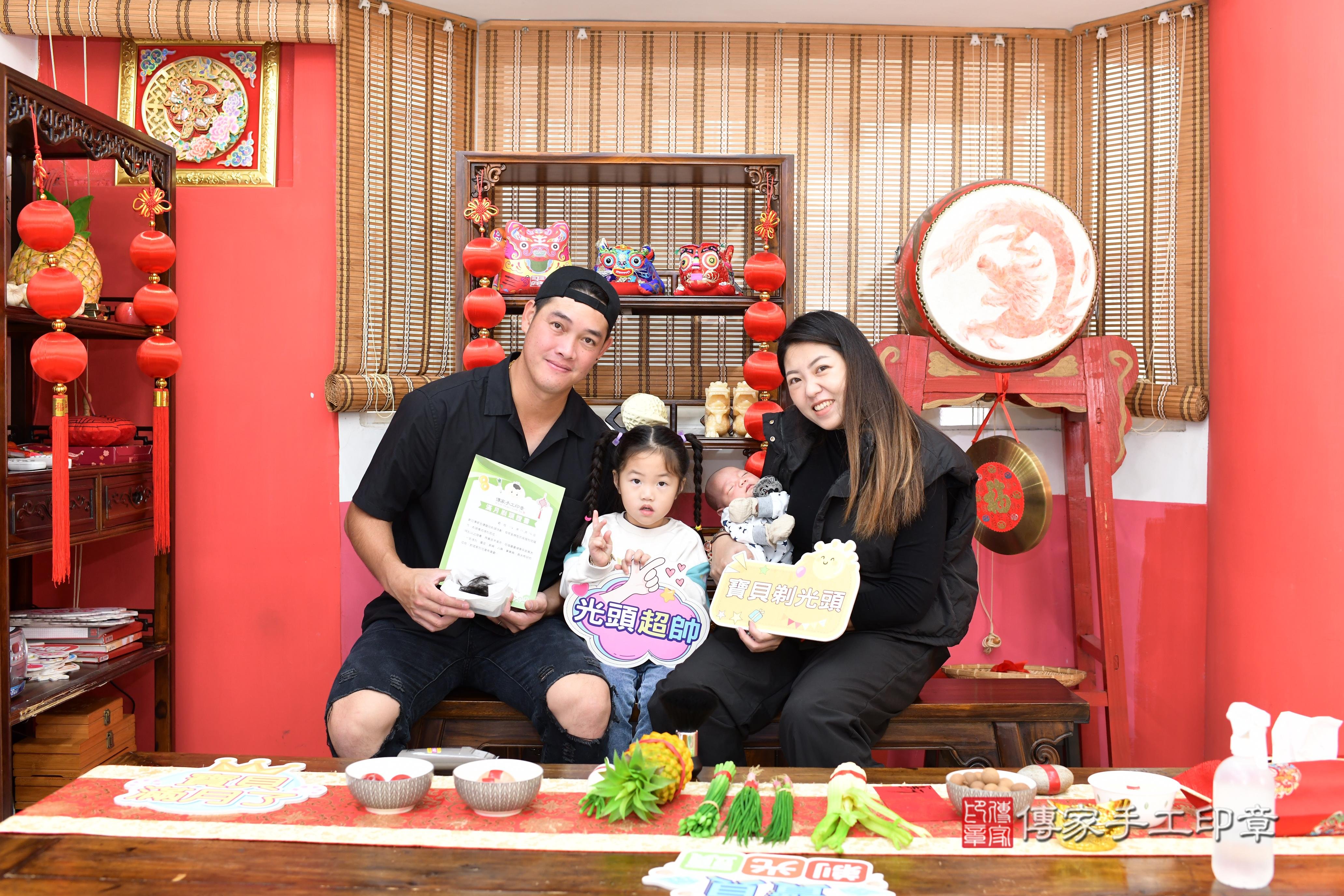 剃出圓圓滿滿，剪下滿滿祝福！高雄市鳳山區恩恩寶貝滿月來店剃頭理髮、 .....照：7