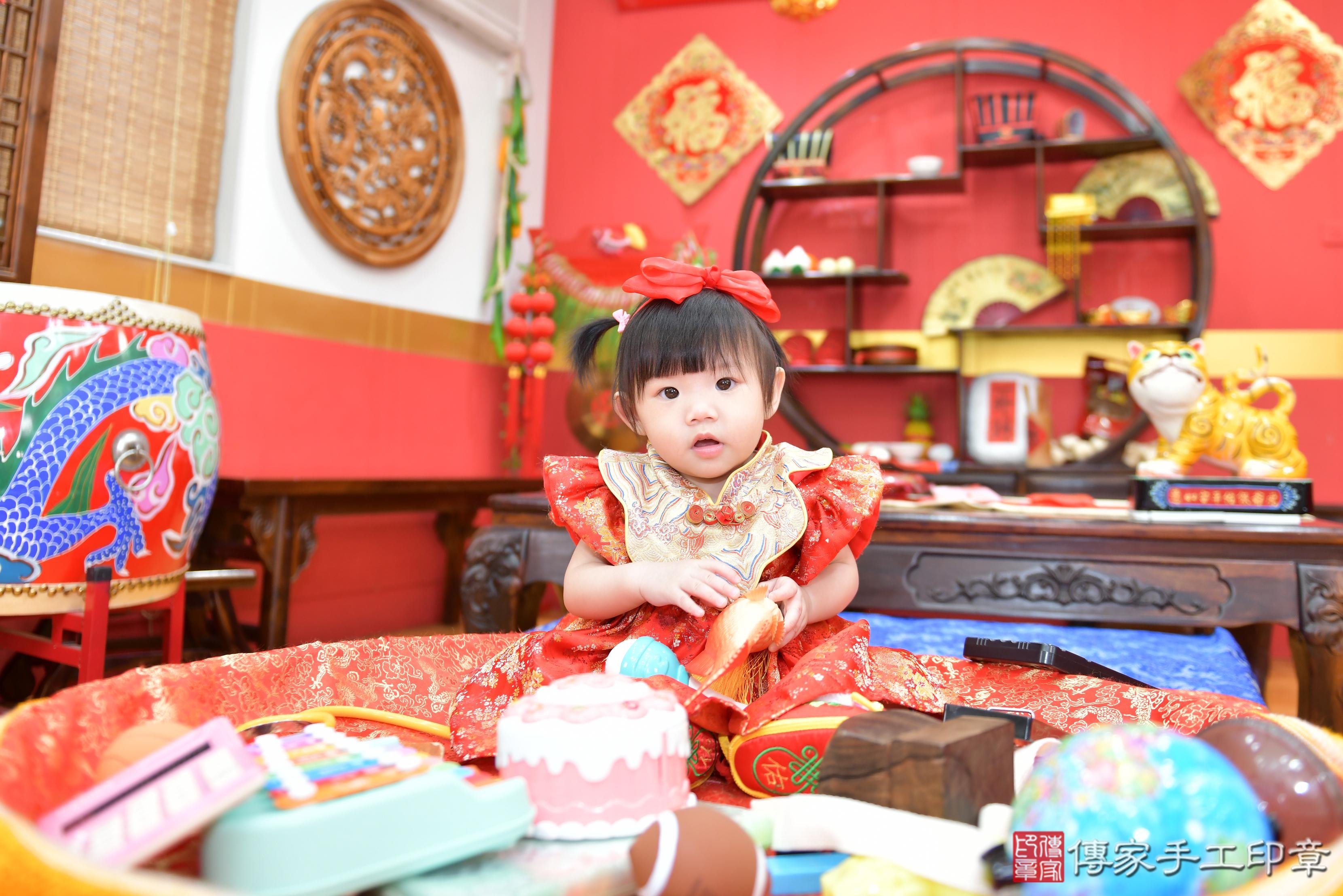 小手大未來，抓週儀式精彩呈現！傳家桃園店區晴晴寶貝抓周推薦：傳家桃 .....照：0