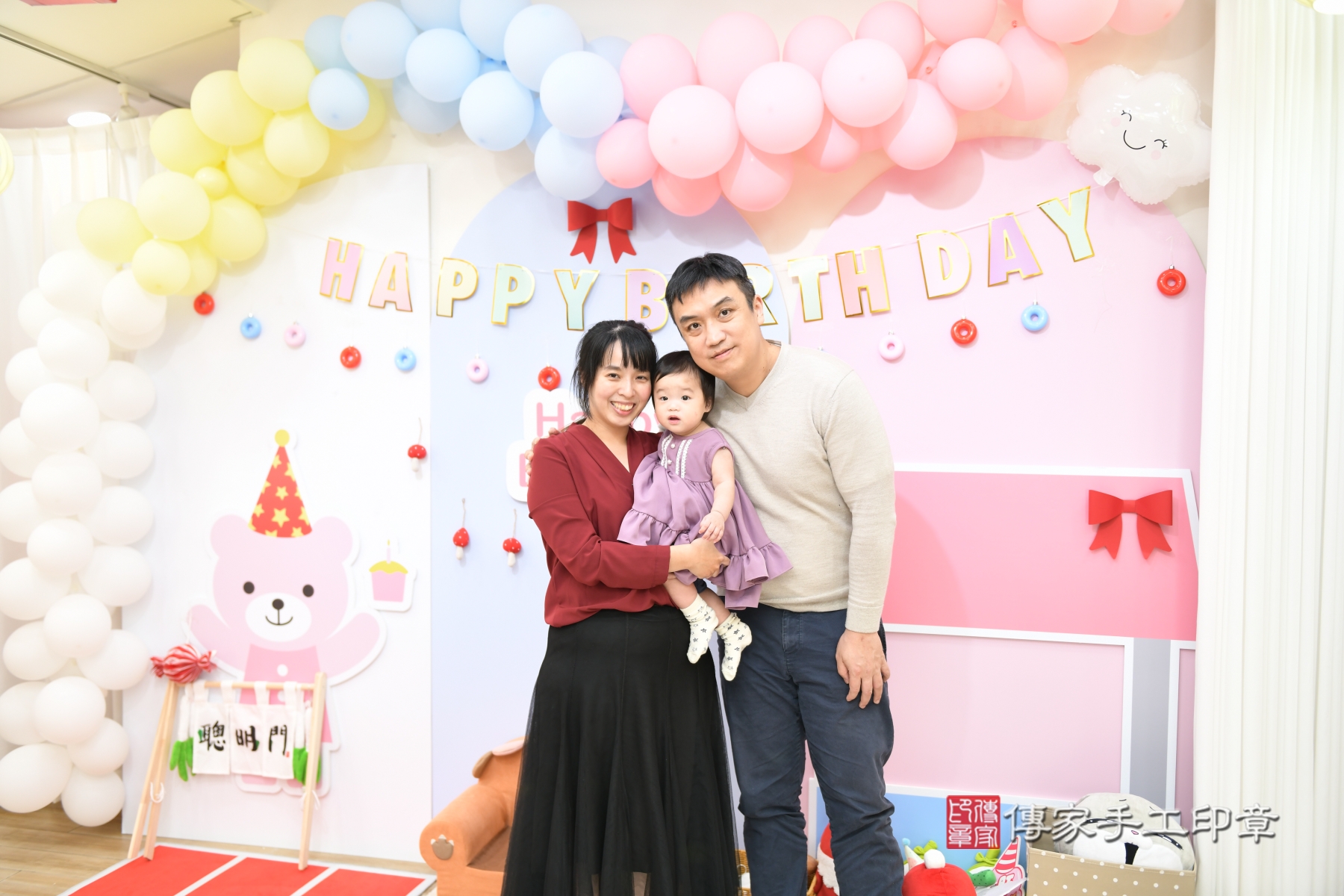 從古時傳承至今的「抓周」儀式，是寶寶滿周歲時的重要禮俗之一。 .....，案例照