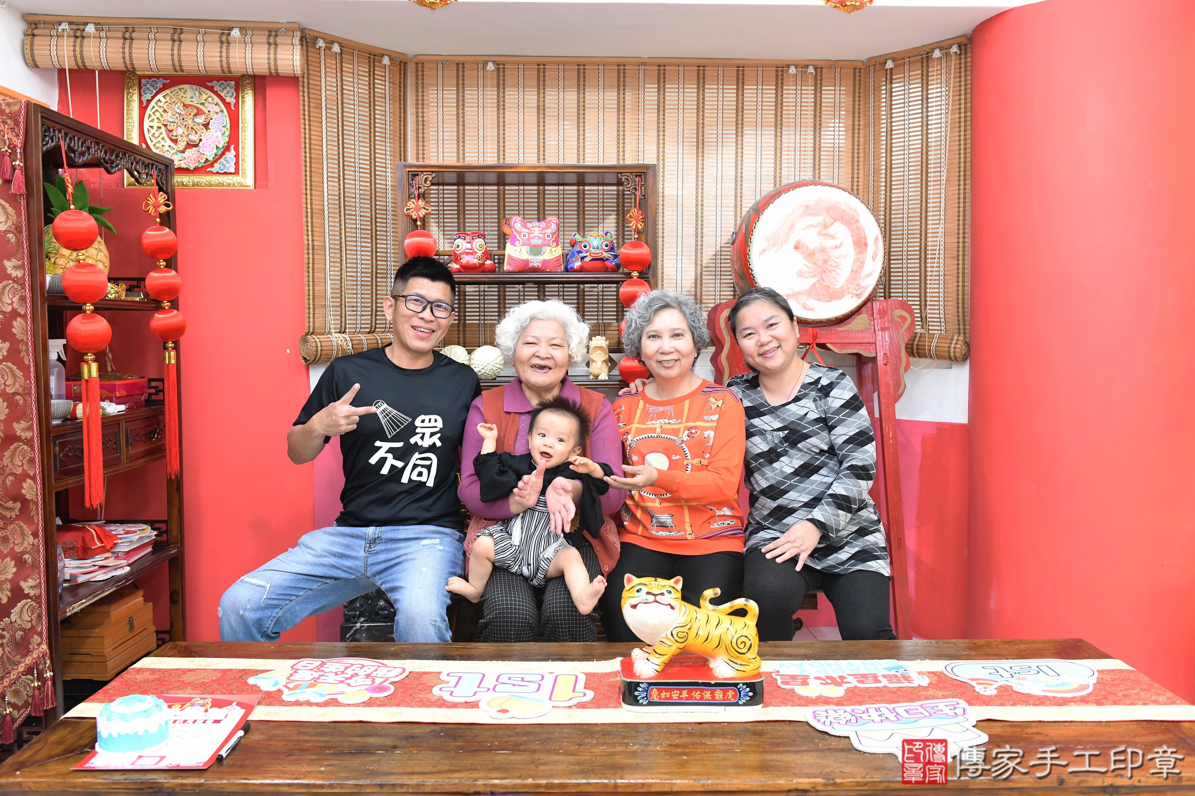 在笑聲與祝福中，紀錄屬於我們的第一個里程碑。高雄市鳳山區翔翔寶貝抓 .....照：5