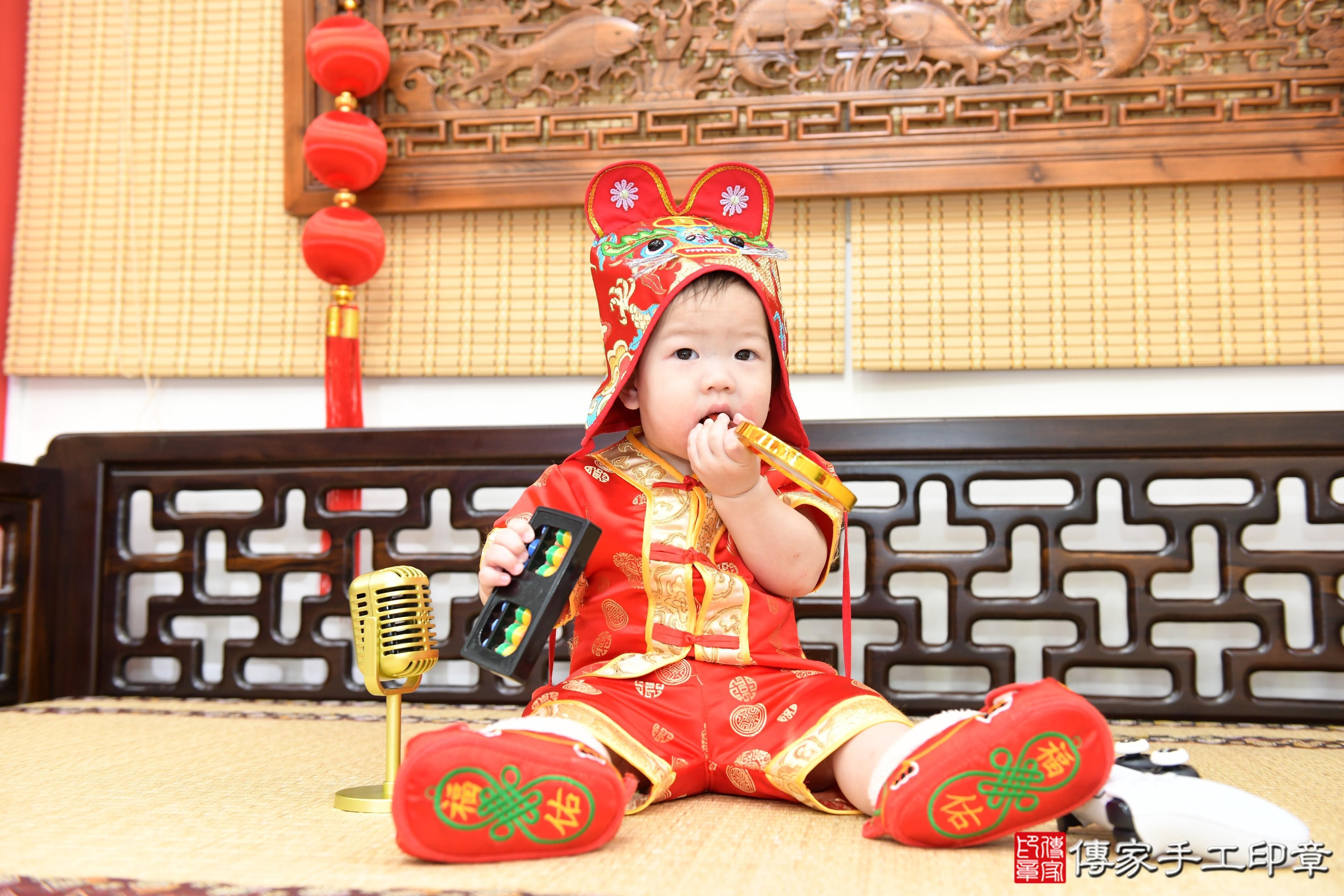 笑聲與祝福交織：抓週儀式的美好記憶！台南市永康區韋韋寶貝抓周推薦： .....照：8