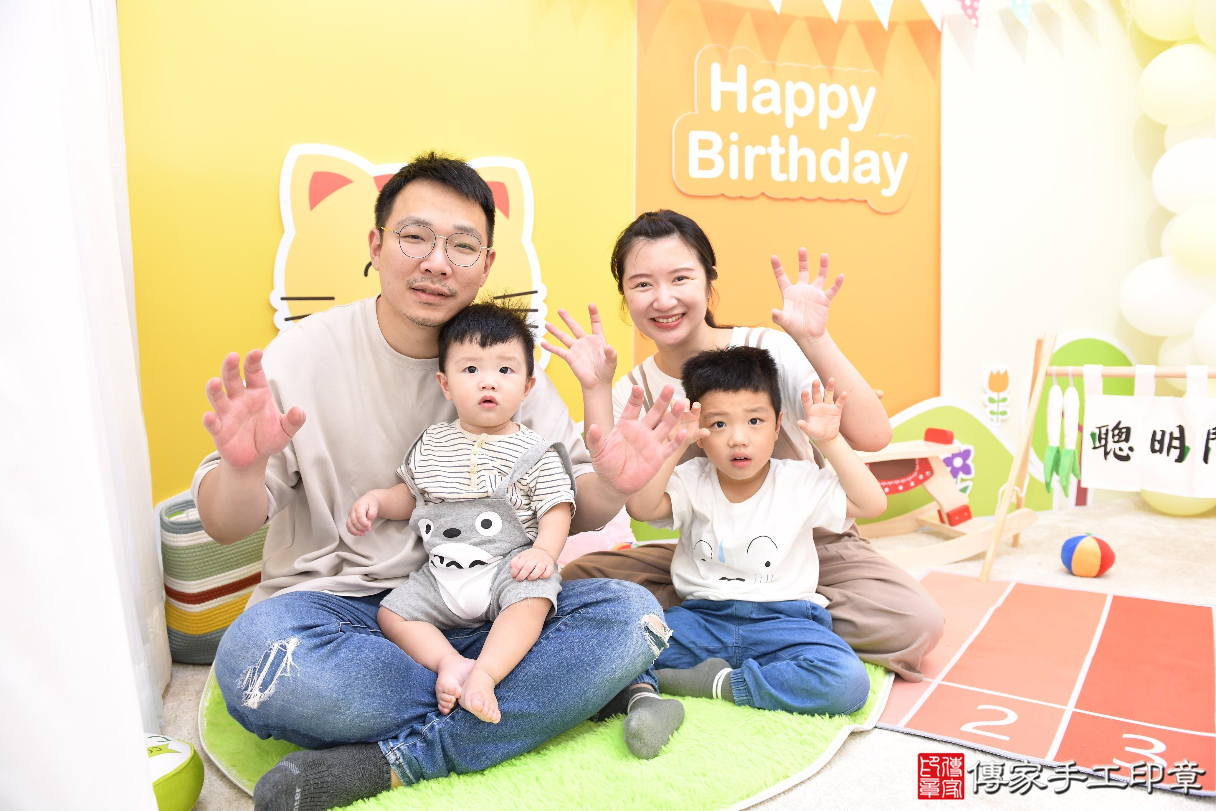 笑聲與祝福交織：抓週儀式的美好記憶！台南市永康區辰辰寶貝抓周 .....，案例照