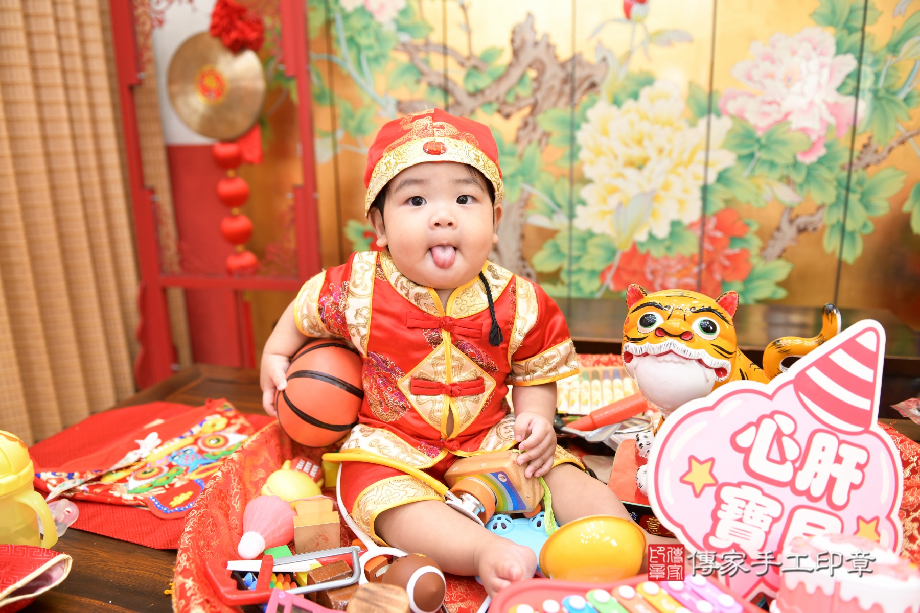 寶寶一歲生日意義非凡，人生當中第一個生日。台北市小廷寶貝抓周推薦： .....照：0