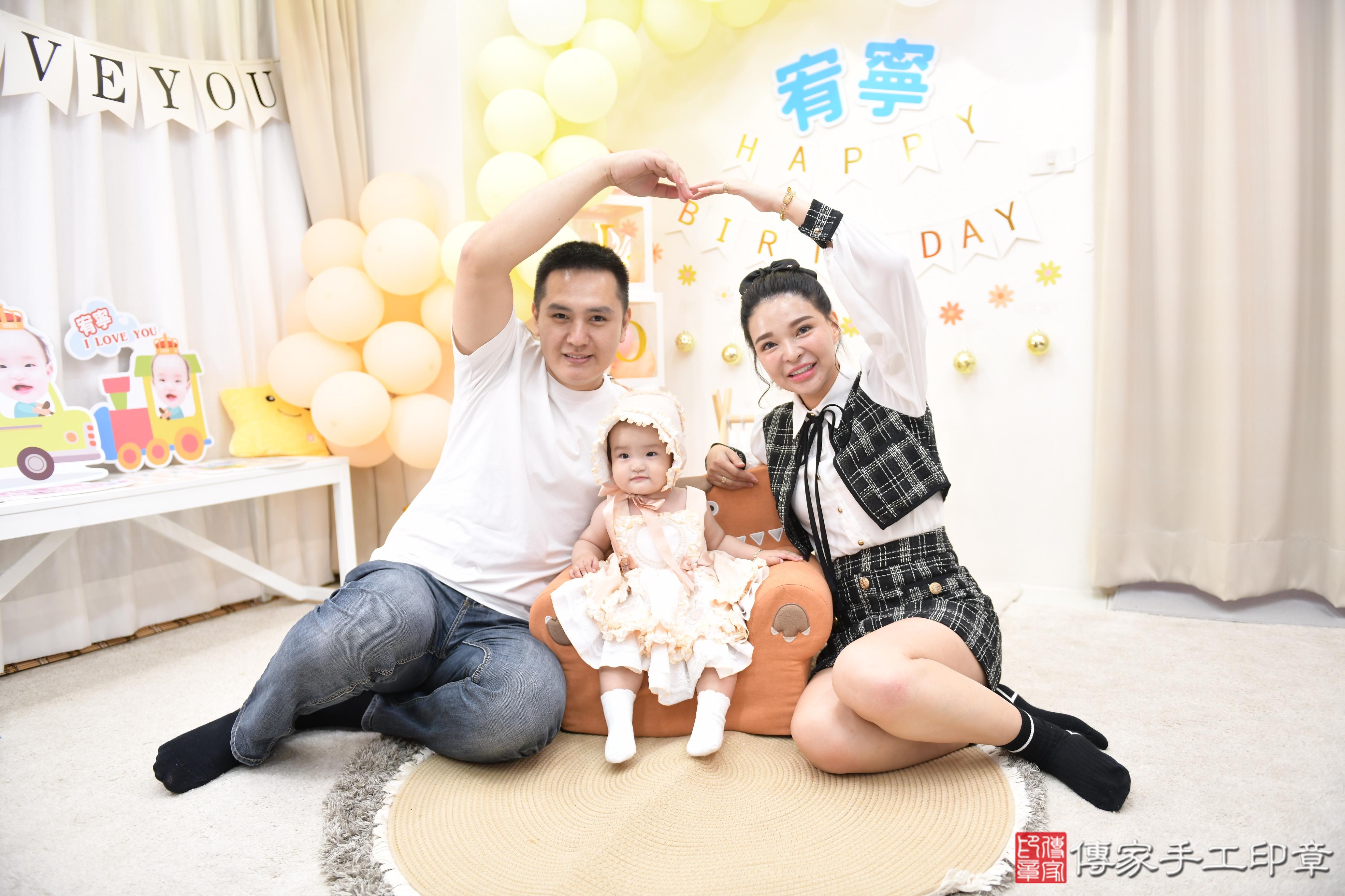 2026-06-20寶寶抓週：首次選擇的人生啟航時刻！高雄市小寧寶貝抓周推薦：傳家高雄店抓周度脺中國風會場，嬰兒古禮抓周流程儀式吉祥話、抓周道具物品24種、拍照。2026.2.25照：0
