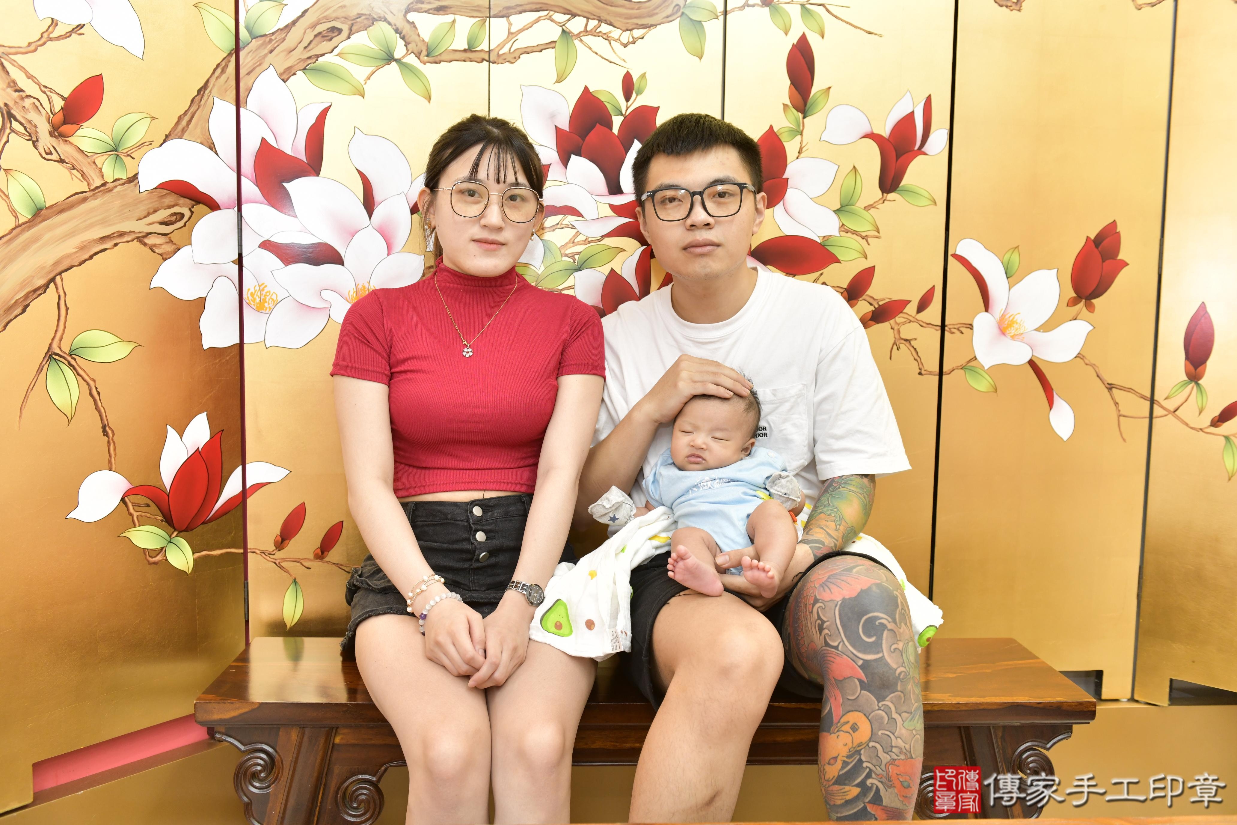 剃頭是祝福，也是給孩子的愛！新竹市熙熙寶貝滿月來店剃頭理髮、來店嬰 .....照：12