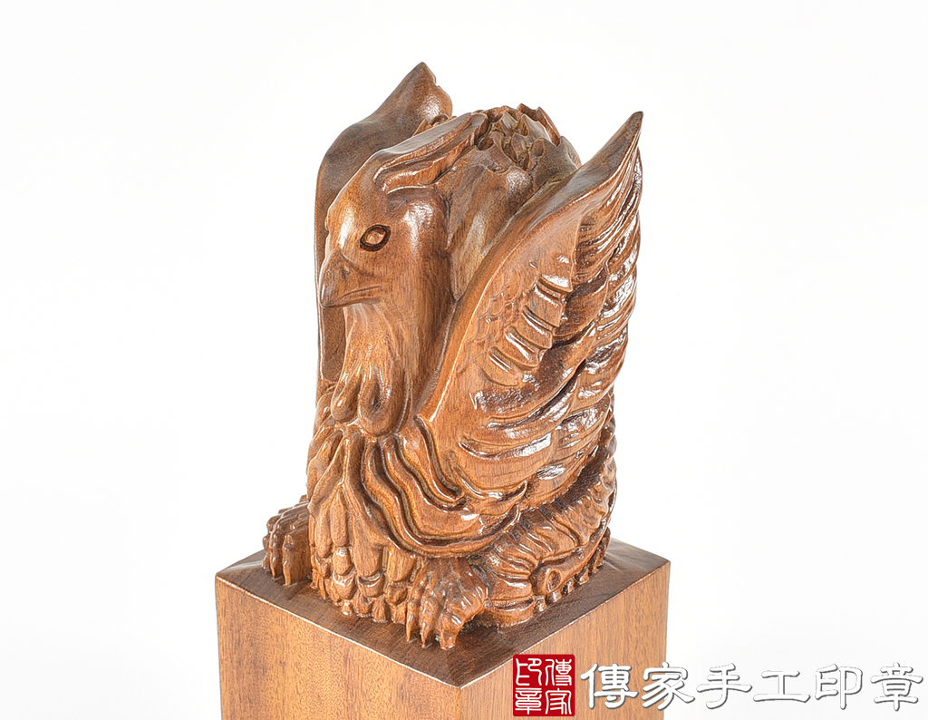 頂級紅紫檀木精雕鳳凰廟章：廟章、神明印章、大印章 (尺寸7.5x7.5x18公分)