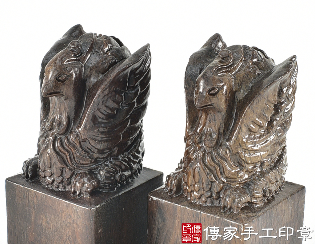 頂級黑檀木精雕鳳凰廟章：廟章、神明印章、大印章 (尺寸3.6X3.6X7.5公分)