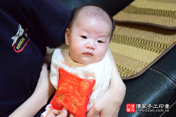 滿月剃頭、嬰兒剃頭、嬰兒理髮、寶寶剃頭、寶寶理髮、到府剃頭、到府嬰兒剃頭、到府滿月剃頭理髮。台中滿月剃頭、台中嬰兒剃頭、台中嬰兒理髮、台中寶寶剃頭、台中寶寶理髮、台中到府剃頭、台中到府嬰兒剃頭、台中到府滿月剃頭理髮。大雅滿月剃頭、大雅嬰兒剃頭、大雅嬰兒理髮、大雅寶寶剃頭、大雅寶寶理髮、大雅到府剃頭、大雅到府嬰兒剃頭、大雅到府滿月剃頭理髮。林寶寶(台中大雅區)--製作胎毛筆、臍帶章、嬰兒三寶。「寶寶滿月剃頭理髮、到府嬰兒滿月理髮」祝福和活動紀錄。照片6