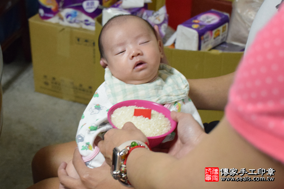 滿月剃頭、嬰兒剃頭、嬰兒理髮、寶寶剃頭、寶寶理髮、到府剃頭、到府嬰兒剃頭、到府滿月剃頭理髮。新北滿月剃頭、新北嬰兒剃頭、新北嬰兒理髮、新北寶寶剃頭、新北寶寶理髮、新北到府剃頭、新北到府嬰兒剃頭、新北到府滿月剃頭理髮。林口滿月剃頭、林口嬰兒剃頭、林口嬰兒理髮、林口寶寶剃頭、林口寶寶理髮、林口到府剃頭、林口到府嬰兒剃頭、林口到府滿月剃頭理髮。林寶寶(新北林口區)--製作胎毛筆、臍帶章、嬰兒三寶。「寶寶滿月剃頭理髮、到府嬰兒滿月理髮」祝福和活動紀錄。照片6