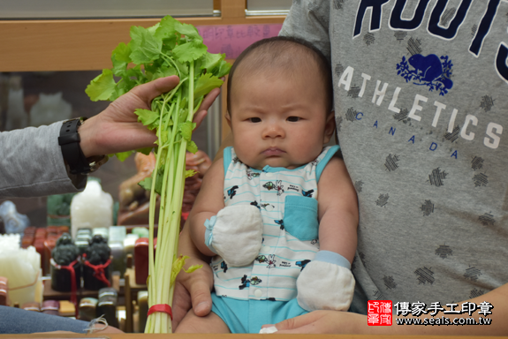 滿月剃頭、嬰兒剃頭、嬰兒理髮、寶寶剃頭、寶寶理髮、到府剃頭、到府嬰兒剃頭、到府滿月剃頭理髮。新北滿月剃頭、新北嬰兒剃頭、新北嬰兒理髮、新北寶寶剃頭、新北寶寶理髮、新北到府剃頭、新北到府嬰兒剃頭、新北到府滿月剃頭理髮。永和滿月剃頭、永和嬰兒剃頭、永和嬰兒理髮、永和寶寶剃頭、永和寶寶理髮、永和到府剃頭、永和到府嬰兒剃頭、永和到府滿月剃頭理髮。林寶寶(新北永和區)--製作胎毛筆、臍帶章、嬰兒三寶。「寶寶滿月剃頭理髮、到府嬰兒滿月理髮」祝福和活動紀錄。照片12