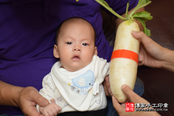 滿月剃頭、嬰兒剃頭、嬰兒理髮、寶寶剃頭、寶寶理髮、到府剃頭、到府嬰兒剃頭、到府滿月剃頭理髮。台北滿月剃頭、台北嬰兒剃頭、台北嬰兒理髮、台北寶寶剃頭、台北寶寶理髮、台北到府剃頭、台北到府嬰兒剃頭、台北到府滿月剃頭理髮。中正滿月剃頭、中正嬰兒剃頭、中正嬰兒理髮、中正寶寶剃頭、中正寶寶理髮、中正到府剃頭、中正到府嬰兒剃頭、中正到府滿月剃頭理髮。林寶寶(台北中正區)--製作胎毛筆、臍帶章、嬰兒三寶。「寶寶滿月剃頭理髮、到府嬰兒滿月理髮」祝福和活動紀錄。照片14