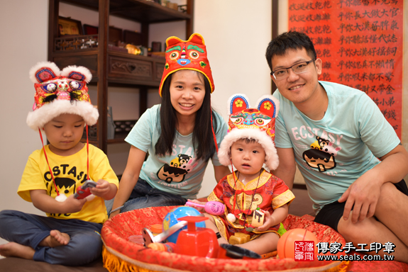 北區陳寶寶抓周全家福大合照。台中店抓周。照片5