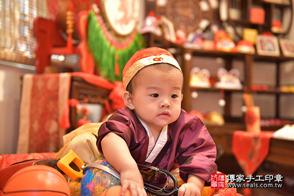新竹市香山區石寶寶古禮抓周祝福活動。照片1