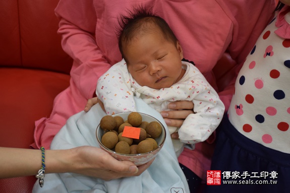 剃胎毛、滿月剃頭、嬰兒剃頭、嬰兒理髮、嬰兒剃髮、嬰兒剃胎毛、嬰兒滿月剃頭、寶寶剃頭、剃胎毛儀式、剃胎毛吉祥話、滿月剃頭儀式、滿月剃頭吉祥話、寶寶剃胎毛、寶寶滿月剃頭理髮、 新北新莊區剃胎毛、新北新莊區滿月剃頭、 新北新莊區嬰兒剃頭剃胎毛、新北新莊區嬰兒理髮、新北新莊區嬰兒剃髮、吳寶寶(新北新莊區到府嬰兒寶寶滿月剃頭理髮、免費到府嬰兒剃胎毛儀式吉祥話)。到府剃頭剃胎毛主持、專業拍照、DVD光碟、證書。★購買「臍帶章、肚臍章、胎毛筆刷印章」贈送:剃頭、收涎、抓周,三選一。2016.02.23 照片11 剃胎毛、滿月剃頭、嬰兒剃頭、嬰兒理髮、嬰兒剃髮、嬰兒剃胎毛、嬰兒滿月剃頭、寶寶剃頭、剃胎毛儀式、剃胎毛吉祥話、滿月剃頭儀式、滿月剃頭吉祥話、寶寶剃胎毛、寶寶滿月剃頭理髮、 新北新莊區剃胎毛、新北新莊區滿月剃頭、 新北新莊區嬰兒剃頭剃胎毛、新北新莊區嬰兒理髮、新北新莊區嬰兒剃髮、吳寶寶(新北新莊區到府嬰兒寶寶滿月剃頭理髮、免費到府嬰兒剃胎毛儀式吉祥話)。到府剃頭剃胎毛主持、專業拍照、DVD光碟、證書。★購買「臍帶章、肚臍章、胎毛筆刷印章」贈送:剃頭、收涎、抓周,三選一。2016.02.23 照片11