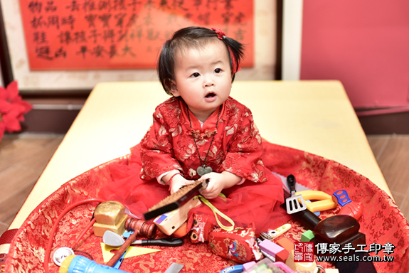 永和區邱寶寶古禮抓周：周歲抓周活動和儀式，一切圓滿。照片4