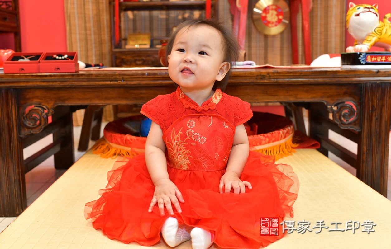 鳳山區李寶寶古禮抓周：周歲抓周活動和儀式，一切圓滿。照片2