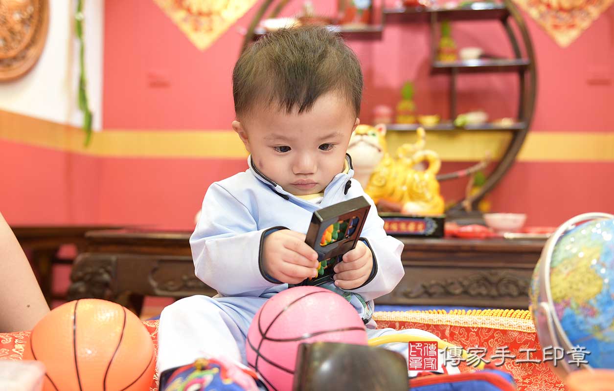 桃園市八德區李寶寶古禮抓周祝福活動:寶寶照。 桃園店抓周。照片4