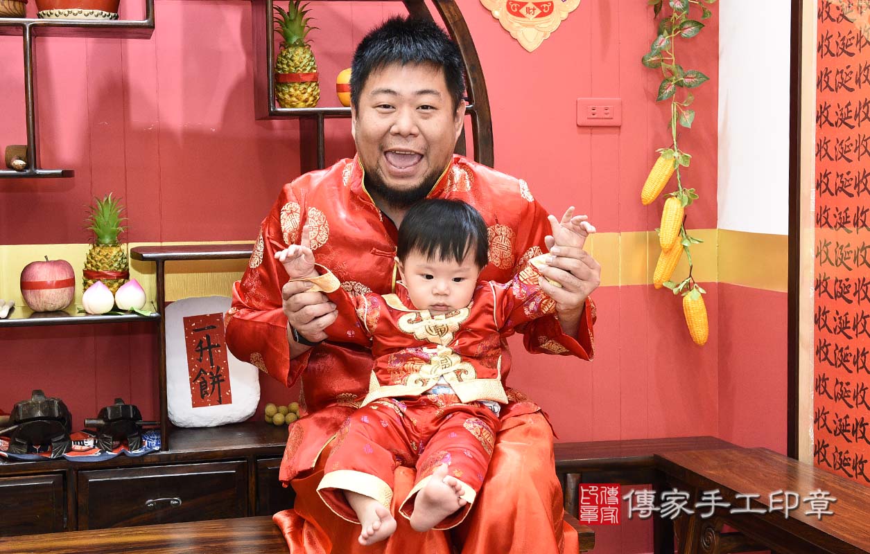 桃園市八德區陳寶寶古禮抓周祝福活動:寶寶照。 桃園店抓周。照片4