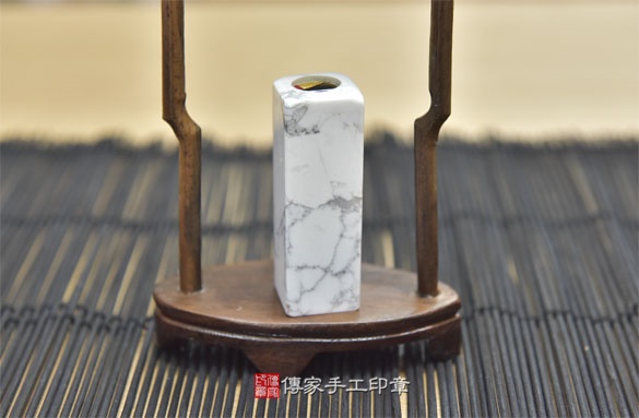 半手工噴砂印章：白松石臍帶章實際成品、印章作品分享、白松石印章材質介紹。（臍帶印章、肚臍章、肚臍印章，胎毛印章，一圓一方）傳家手工印章新竹店2020.09.13