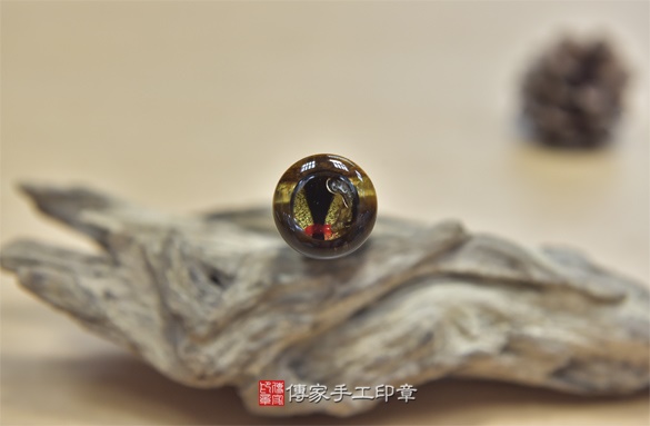 全手工噴砂印章：虎眼石臍帶章實際成品、印章作品分享、虎眼石印章材質介紹。（臍帶印章、肚臍章、肚臍印章，胎毛印章，一圓一方）傳家手工印章新竹店2020.09.29