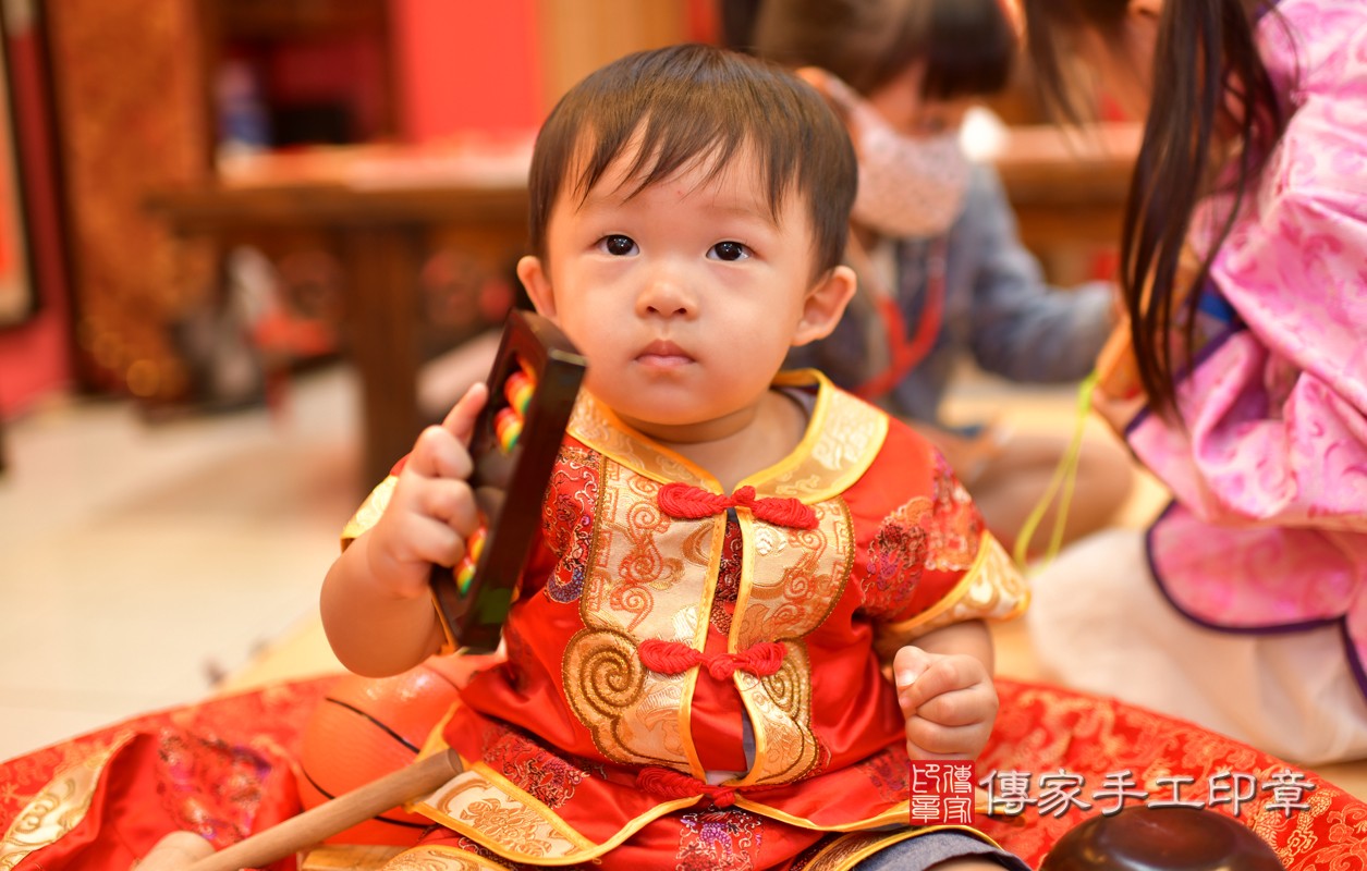 鳳山區蔡寶寶古禮抓周：周歲抓周活動和儀式，一切圓滿。照片9