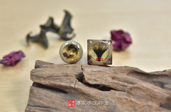 電腦刻印印章:赤牛角臍帶章實際成品、印章作品分享、赤牛角印章材質介紹。(臍帶印章、肚臍章、肚臍印章,胎毛印章,一圓一方)傳家手工印章新竹店2020.11.12 電腦刻印印章:赤牛角臍帶章實際成品、印章作品分享、赤牛角印章材質介紹。(臍帶印章、肚臍章、肚臍印章,胎毛印章,一圓一方)傳家手工印章新竹店2020.11.12