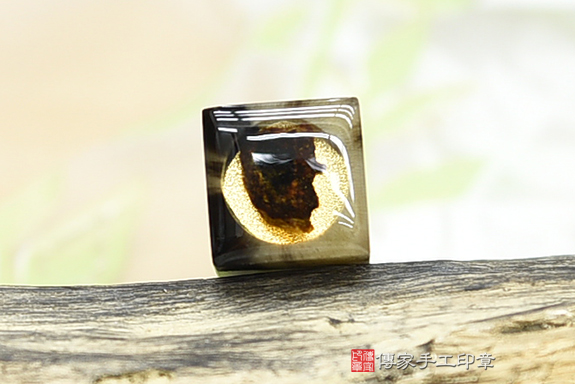 電腦刻印章:赤牛角臍帶章實際成品、印章作品分享、赤牛角印章材質介紹。(臍帶印章、肚臍章、肚臍印章,胎毛印章,一圓一方)傳家手工印章桃園店。2020.11.17 電腦刻印章:赤牛角臍帶章實際成品、印章作品分享、赤牛角印章材質介紹。(臍帶印章、肚臍章、肚臍印章,胎毛印章,一圓一方)傳家手工印章桃園店。2020.11.17