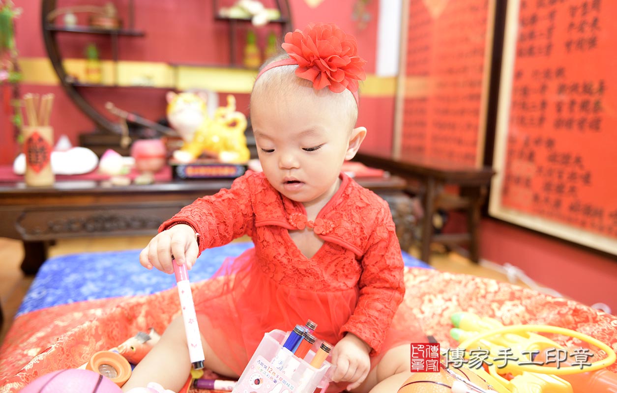 桃園市八德區傅寶寶古禮抓周祝福活動:寶寶照。 桃園店抓周。照片4