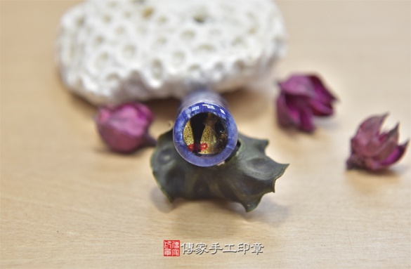 全手工噴砂印章：藍紋石臍帶章實際成品、印章作品分享、藍紋石印章材質介紹。（臍帶印章、肚臍章、肚臍印章，胎毛印章，一圓一方）傳家手工印章新竹店2020.11.28