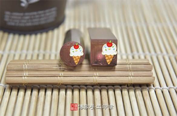 電腦刻印印章:赤牛角臍帶章實際成品、印章作品分享、赤牛角印章材質介紹。(臍帶印章、肚臍章、肚臍印章,胎毛印章,一圓一方)傳家手工印章新竹店2020.12.05 電腦刻印印章:赤牛角臍帶章實際成品、印章作品分享、赤牛角印章材質介紹。(臍帶印章、肚臍章、肚臍印章,胎毛印章,一圓一方)傳家手工印章新竹店2020.12.05